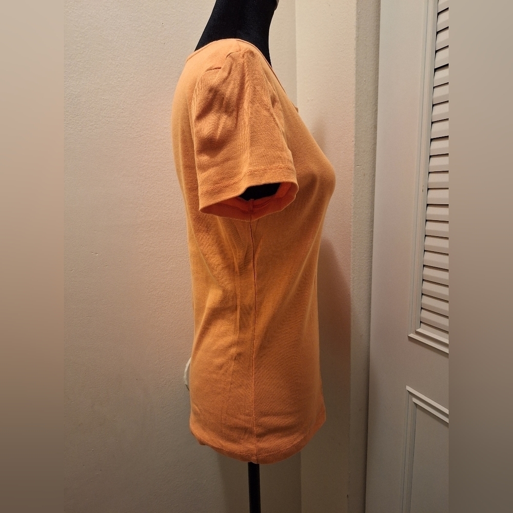Talbots Woman Tee - Picture 3 of 4